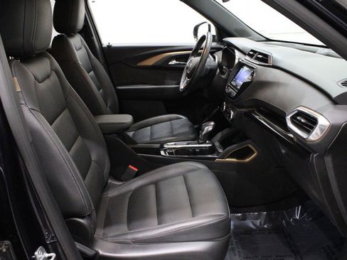 Used 2021 Chevrolet TrailBlazer ACTIV w/ Convenience Package image 14