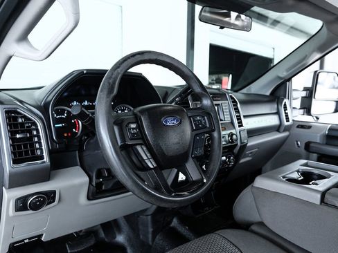 Used 2018 Ford F250 XLT AWD/4WD image 43