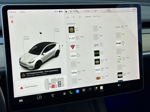 Used 2022 Tesla Model Y Performance AWD/4WD image 17