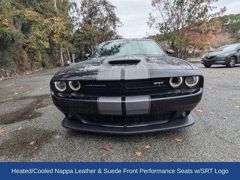 Used 2015 Dodge Challenger SRT w/ Technology Group image 9