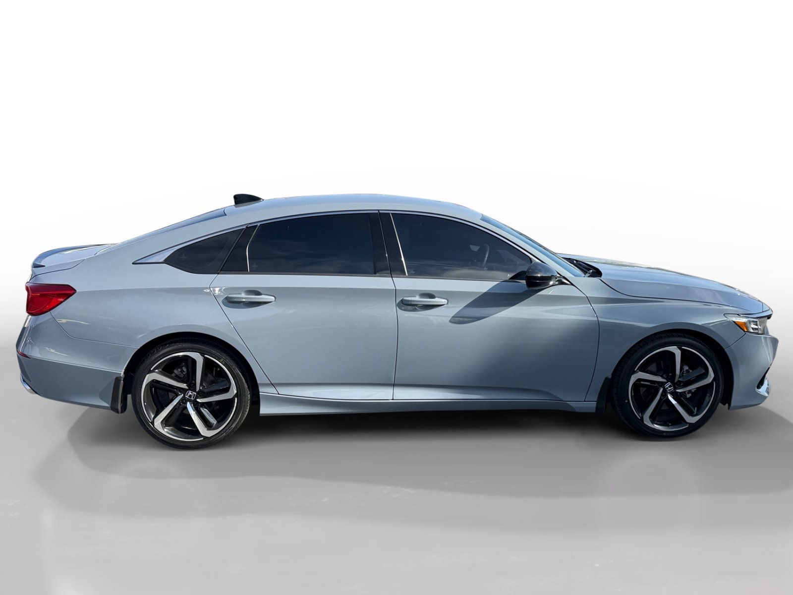 Used 2022 Honda Accord Sport image 6