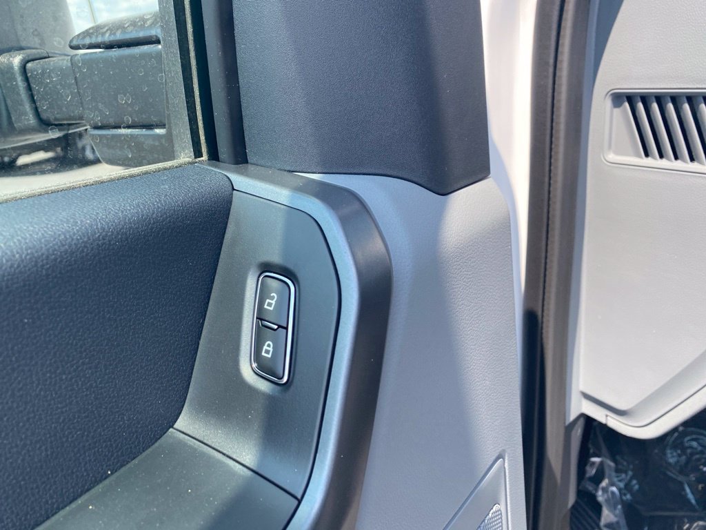 New 2026 Ford F250 XL w/ STX Appearance Package AWD/4WD image 11