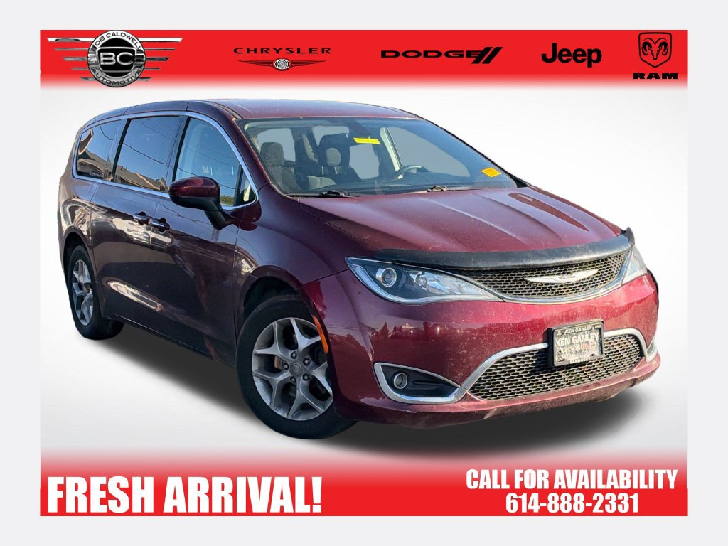 Used 2017 Chrysler Pacifica Touring Plus w/ Tire & Wheel Group FWD image 1