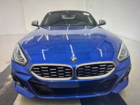 Used 2025 BMW Z4 M40i image 2