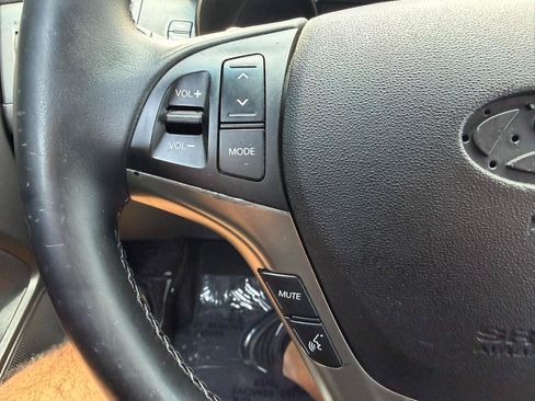 Used 2016 Hyundai Genesis 3.8 RWD image 26
