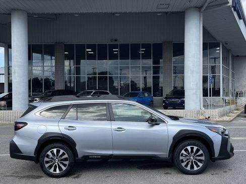 New 2025 Subaru Outback Limited w/ Popular Package #2 image 2