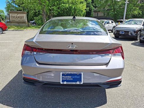 Certified 2023 Hyundai Elantra SEL w/ Convenience Package FWD image 23