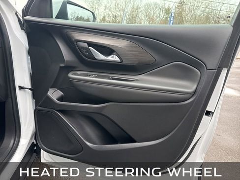 Used 2022 GMC Terrain SLT image 32