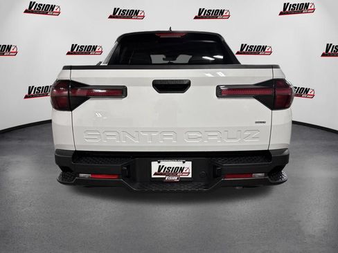 Used 2025 Hyundai Santa Cruz SEL AWD/4WD image 4
