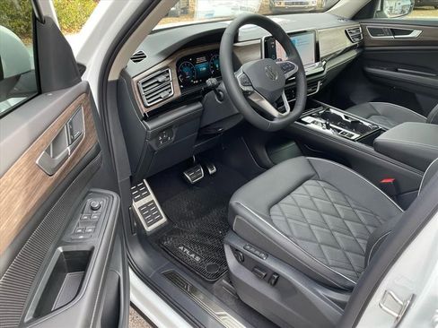 New 2026 Volkswagen Atlas SEL Premium R-Line AWD/4WD image 9