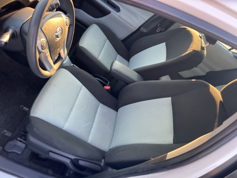 Used 2012 Toyota Prius C image 14