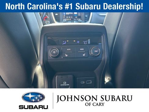 Used 2021 GMC Acadia Denali w/ Denali Technology Package FWD image 24