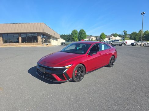 Used 2025 Hyundai Elantra N FWD image 6
