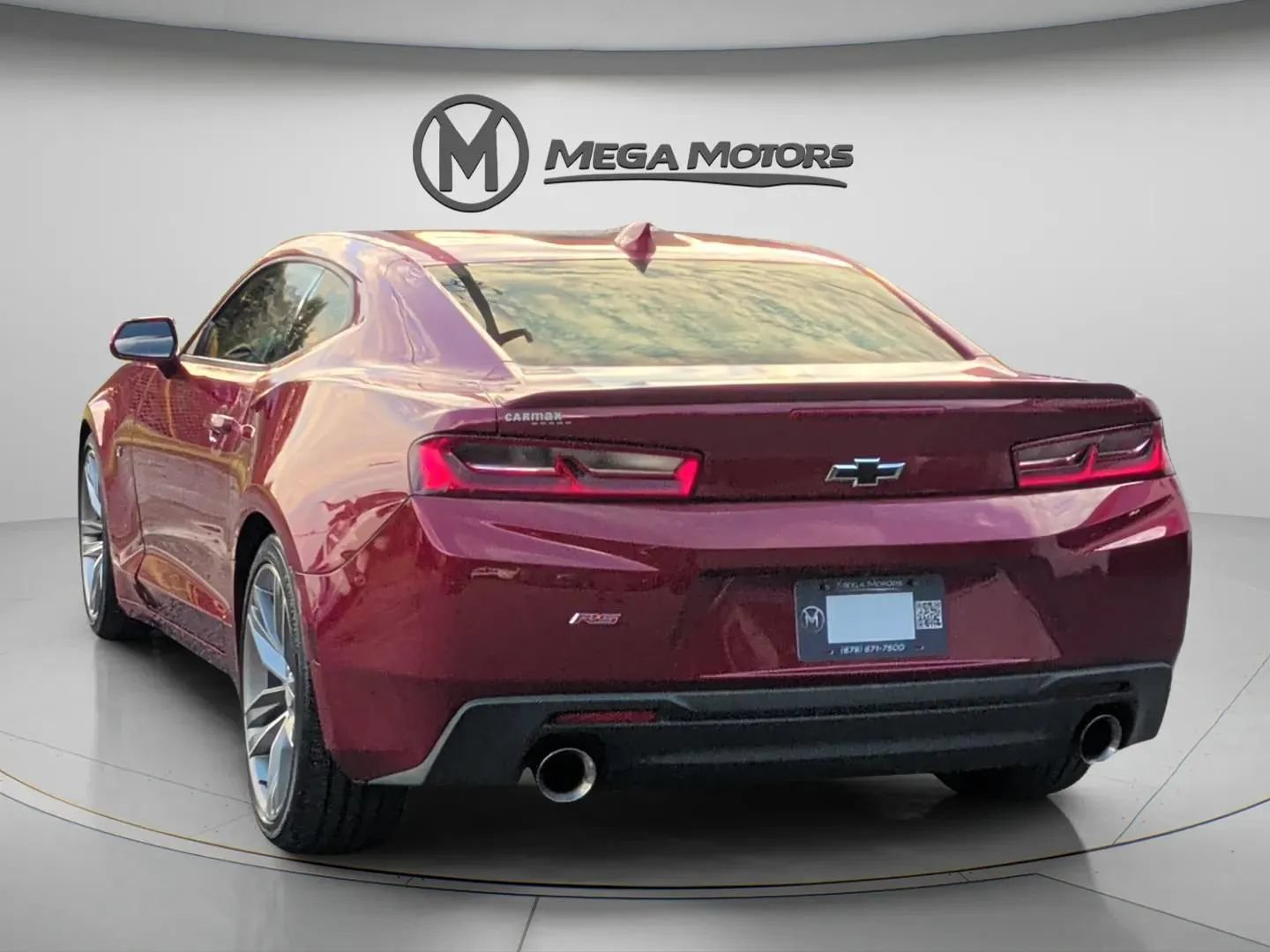 Used 2017 Chevrolet Camaro LT w/ RS Package RWD image 5