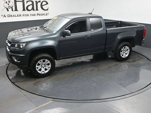 Used 2017 Chevrolet Colorado LT w/ LT Convenience Package RWD image 40