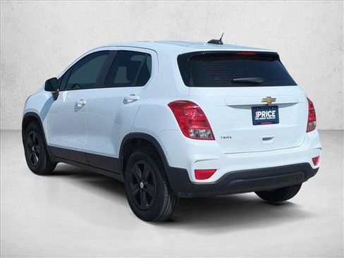 Used 2020 Chevrolet Trax LS w/ LPO, Protection Package FWD image 8