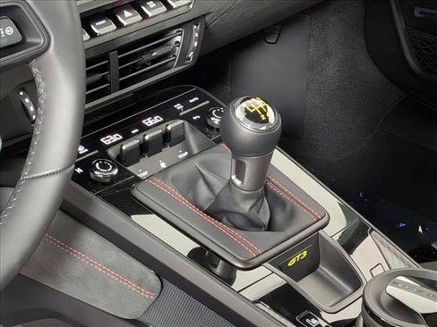 New 2026 Porsche 911 GT3 image 20