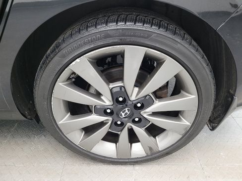 Used 2018 Hyundai Elantra GT Sport FWD image 31