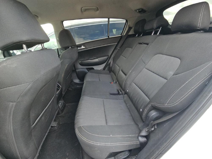 Used 2021 Kia Sportage LX FWD image 7