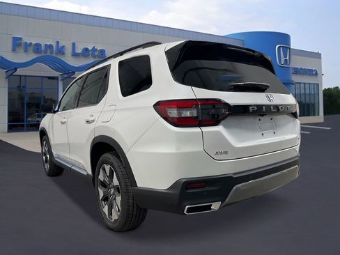 New 2026 Honda Pilot Elite image 3
