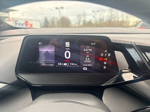 Used 2022 Volkswagen ID.4 Pro image 28