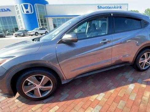Used 2021 Honda HR-V EX image 6