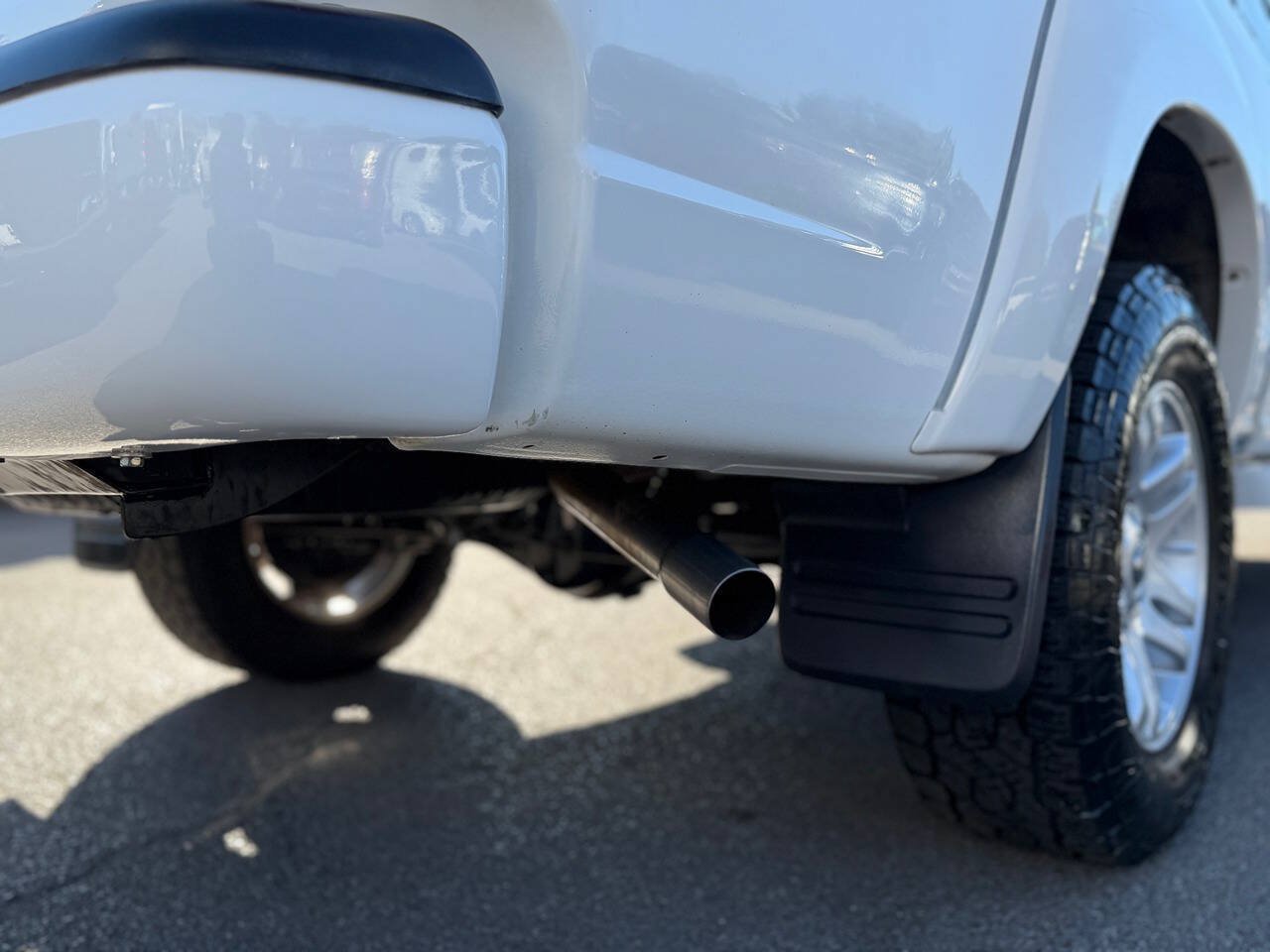 Used 2006 Toyota Tundra Limited w/ All Weather Guard Pkg AWD/4WD image 46