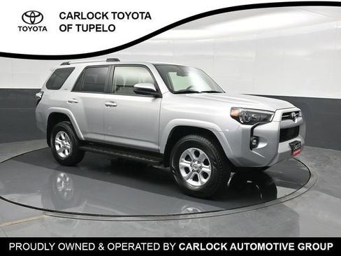 Used 2024 Toyota 4Runner SR5 image 5