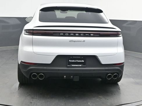 New 2026 Porsche Cayenne S image 6