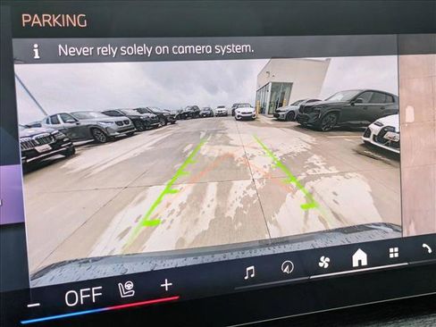 New 2026 BMW 750e xDrive w/ Executive Package image 13