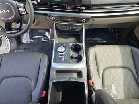 New 2026 Kia Carnival LXS FWD image 20