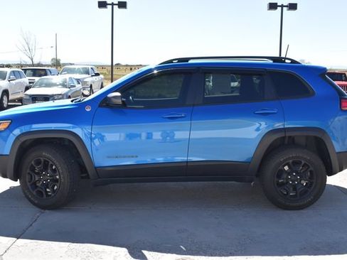 Used 2021 Jeep Cherokee Trailhawk AWD/4WD image 8