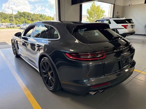 Used 2018 Porsche Panamera Turbo Sport Turismo AWD/4WD image 2