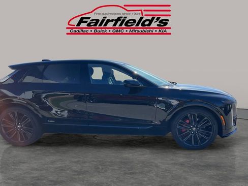 New 2026 Cadillac Lyriq V image 6