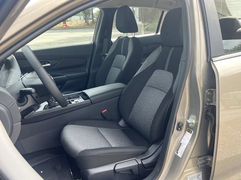 New 2026 Nissan Sentra SV w/ SV Convenience Package FWD image 14