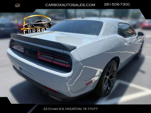 Used 2022 Dodge Challenger GT w/ Plus Package RWD image 5