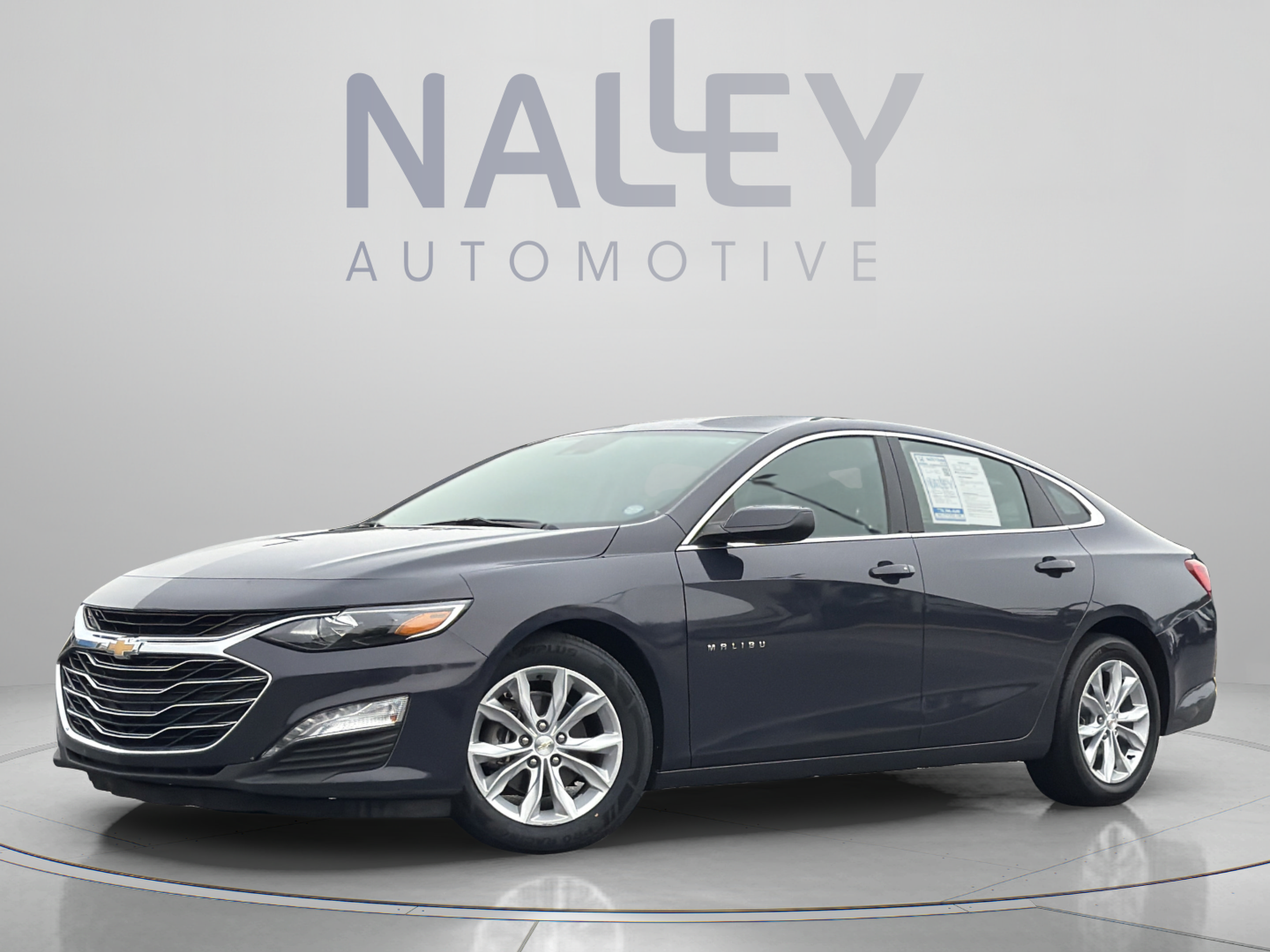 Used 2025 Chevrolet Malibu LT FWD image 1