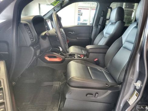 Used 2024 Nissan Frontier PRO-4X w/ Off-Road Protection Package AWD/4WD image 12