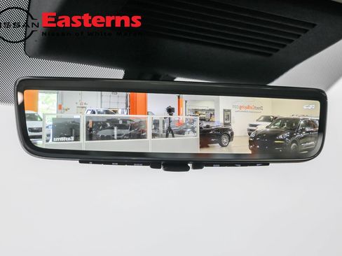 Used 2023 Nissan Armada Platinum w/ Captain's Chairs Package AWD/4WD image 20