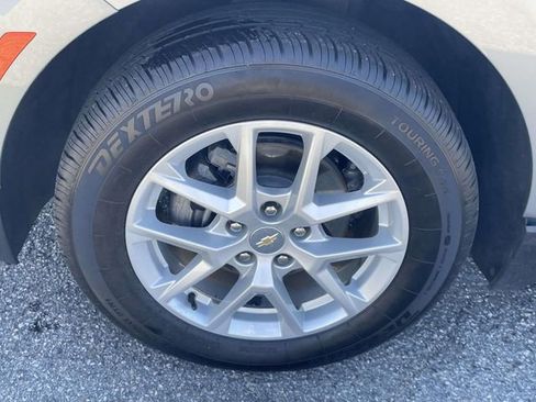 Used 2023 Chevrolet Equinox LS image 11