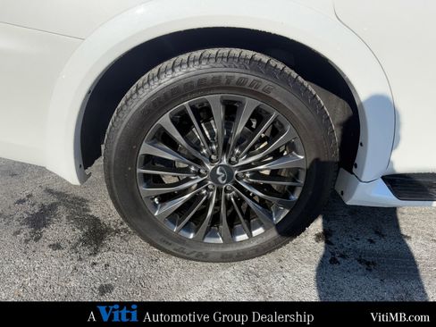 Used 2023 INFINITI QX80 Premium Select w/ Cargo Package image 14