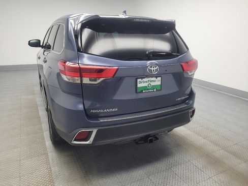 Used 2017 Toyota Highlander Limited image 6