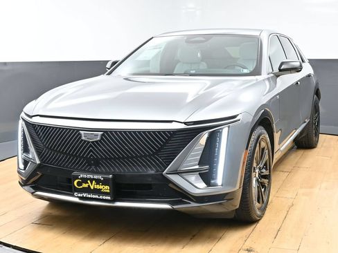 Used 2024 Cadillac Lyriq Luxury AWD/4WD image 5