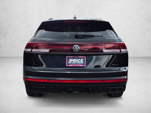 Used 2025 Volkswagen Atlas Cross Sport SEL R-Line AWD/4WD image 7