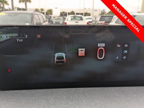 New 2025 Ford Expedition Active image 31