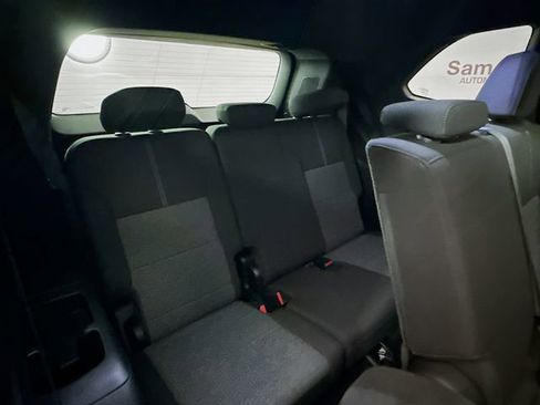 Used 2025 GMC Acadia Elevation image 30