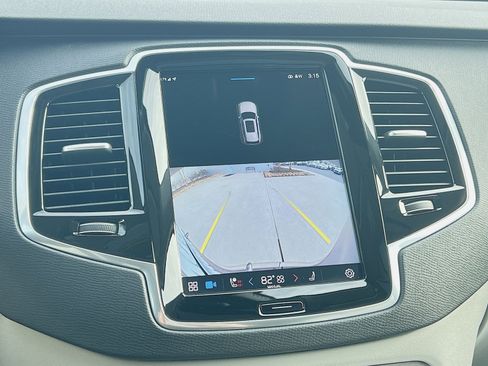 Used 2023 Volvo XC90 B6 Plus w/ Protection Package Premier image 19