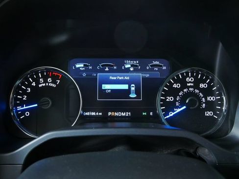 Used 2016 Ford F150 Lariat w/ Equipment Group 501A Mid AWD/4WD image 27