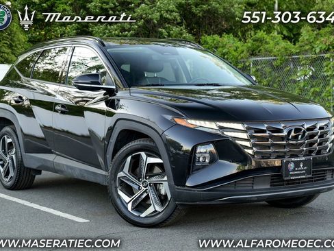 Used 2023 Hyundai Tucson Limited AWD/4WD image 1