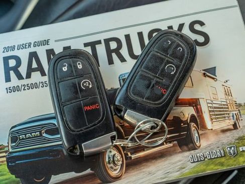 Used 2018 RAM 2500 Laramie w/ Sport Appearance Group AWD/4WD image 50